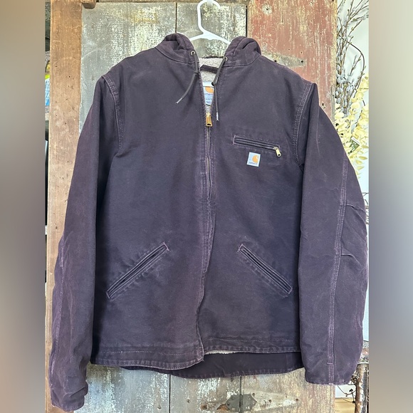 Carhartt Jackets & Blazers - Women’s Carhartt Size XL (16-18) Plum Colored Lined Full Zip Hooded Jacket